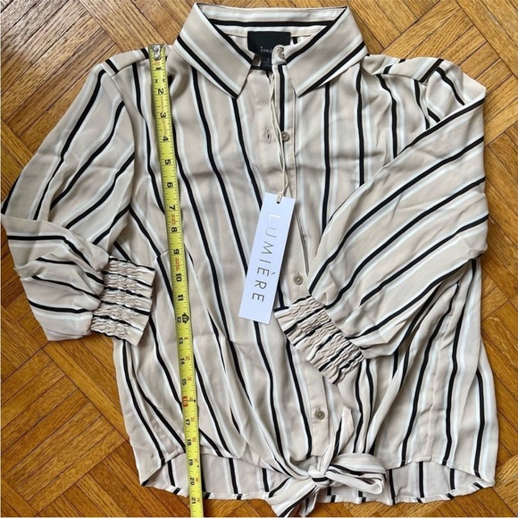 NWT Urban Outfitters Lumiere Blouse Taupe Multi Size Medium - Picture 5 of 9